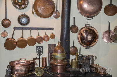 銅餐具和銅廚具對(duì)身體有害嗎?